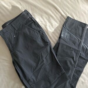 Women’s Mountain Hardwear Pants